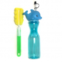 Набор из детской бутылочки для воды с горлышком в виде дельфина и ёршика для её чистки Fashion Plastic Family
                                                                                        (1: -  )
                                                    